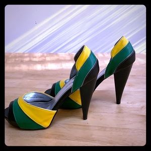 Platform Heeled Pumps -Yellow Green Black